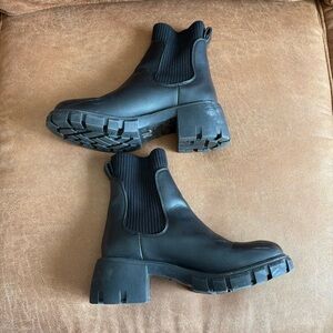 Steve Madden Black Hutch Leather Boots